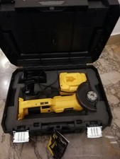 Smerigliatrice a batteria dewalt DC411