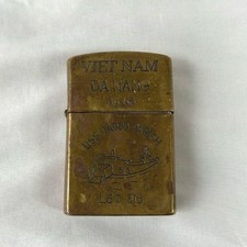 Accendino a olio Zippo Vietnam