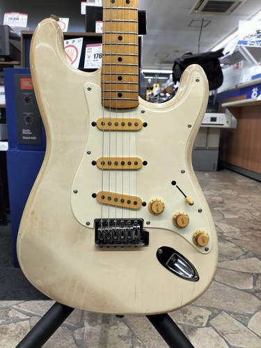 Fender mexico stratocaster - fender,