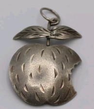 Ciondolo In Argento 925 - Mela Morsicata, PERFETTO ALTA QUALITÀ 3 X 2 cm