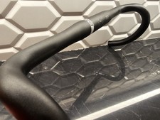 Manubrio stradale in lega BMC RDB 03 31,8mm 42cm compatto 125mm/70mm nuovo