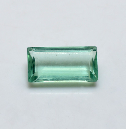 Fluorite verde sfaccettata