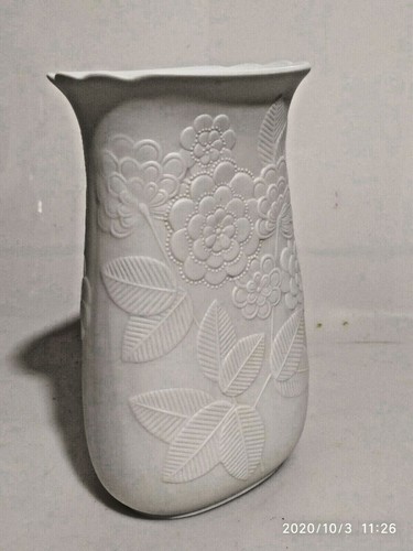 Vaso porcellana di ak - ,