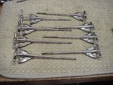 Set di 8 magliette e artigli