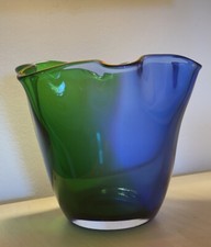 VASO VINTAGE FAZZOLETTO DESIGN VETRO MURANO Blu E Verde Diametro 17cm H 13cm
