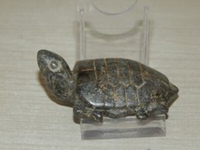 Figura in pietra intagliata zoomorfa mongola, la tartaruga -