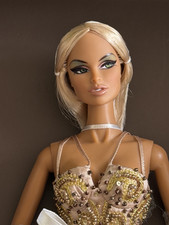 NRFB FASHION ROYALTY  DOLL