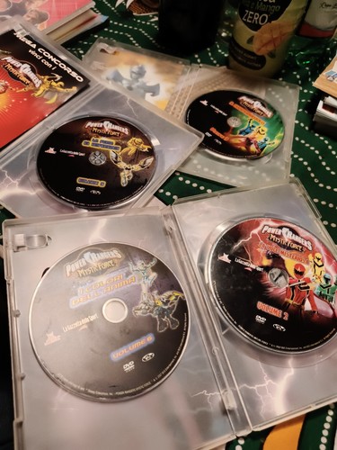 Power rangers dvd - rangers, custodie