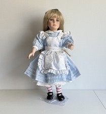 BAMBOLA ALICE NEL PAESE DELLE