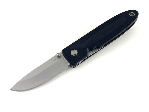 Coltello pieghevole solitario