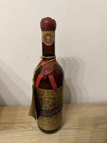 Bottiglia vintage 1971 - bottiglia, ruffino