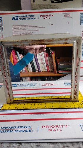 Mobile dispenser asciugamani