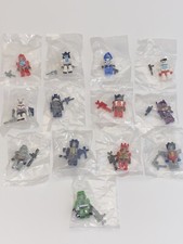 Lotto di (13) Diversi Campioni