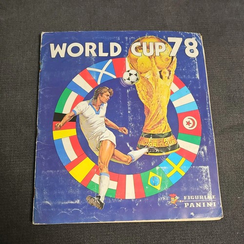 100 complete official panini - 100%,