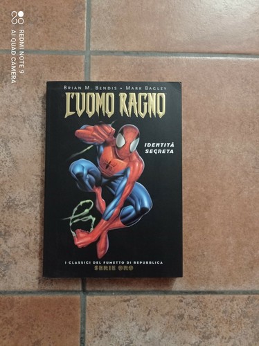 Uomo ragno identità - l'uomo, segreta