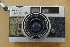 Macchina fotografica Petri