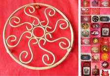 SOTTOPENTOLA IN ACCIAIO COLORE GIALLO ANNI 70/80 VINTAGE, e altri