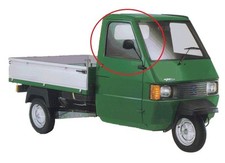 2575466 VETRO FINESTRINO PORTA DESTRO APE TM 602 703 USATO