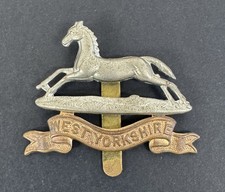 WW2 British Army West Yorkshire Regiment Cap Badge