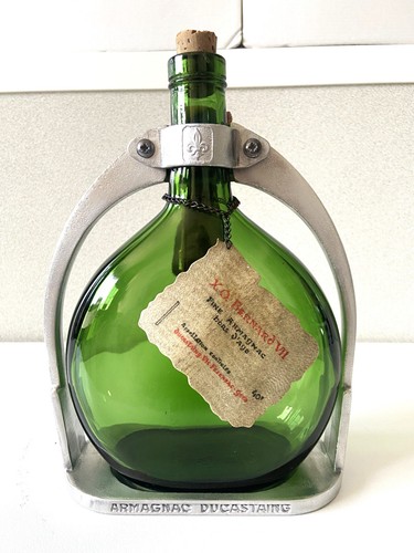 Ancienne bouteille vide - bouteille,