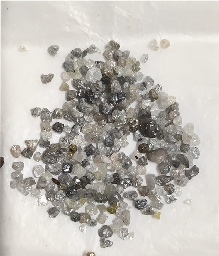 Diamante sfuso grezzo - , naturale