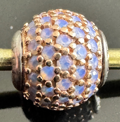Charm pandora essence - pandora,