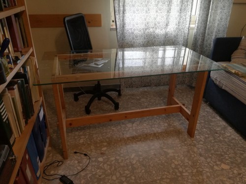 Scrivania con piano vetro - scrivania, di