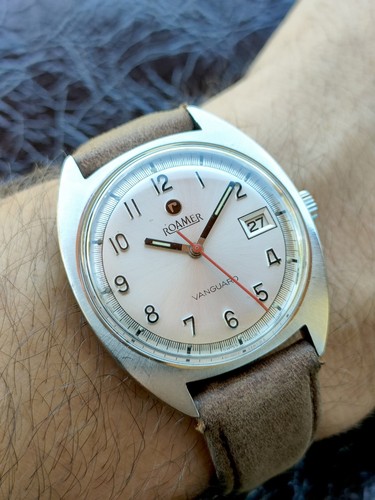 Orologio meccanico vintage - orologio,