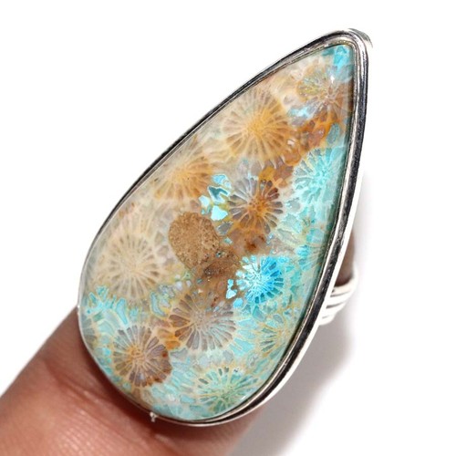 Anello corallo fossile blu