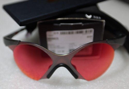 Oakley sub zero - sub,