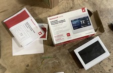 Honeywell TH9320WF5003 Termostato WiFi Color Touchscreen -Richiede Filo C (Usato)