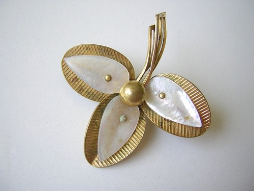Spilla madreperla fiori fiore - madreperla,