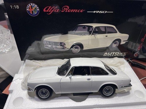 Autoart alfa romeo - 1:18,