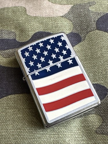 Accendino zippo 2011 - accendino,