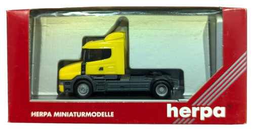Trattore stradale scala - , 1:87