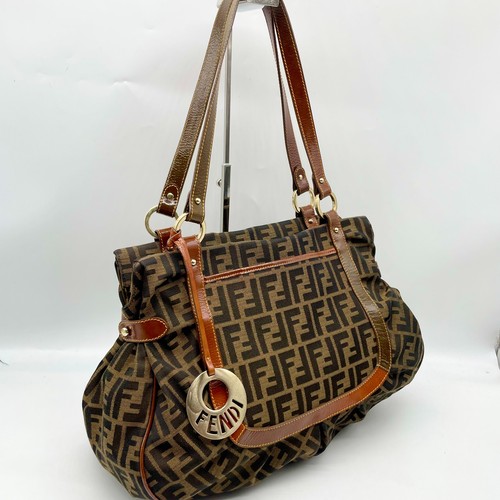 Fendi tote bag charm - tote,