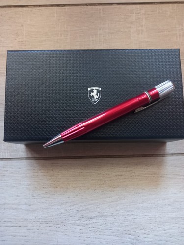 Penna sfera ferrari - a,