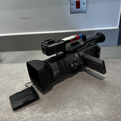 Sony dsr pd150p professional - sony,