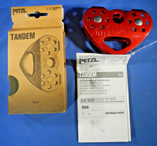 Petzl - Puleggia doppia Tandem P21 per viaggiare lungo le corde rossa - *SPEDITA DAGLI USA*