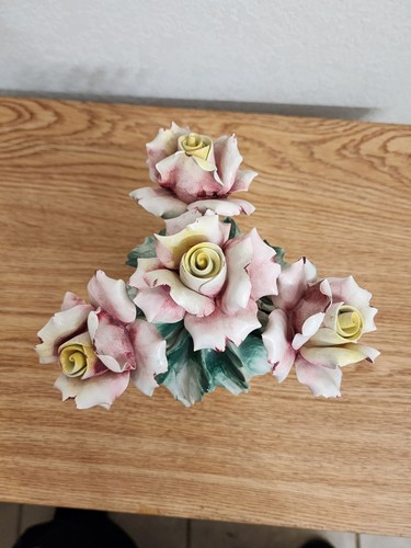 Centrotavola rose capodimonte - rose,