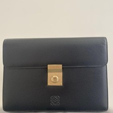 Pochette in pelle nera con