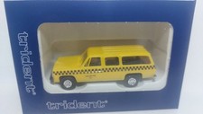Trident 90167 Chevrolet Suburban Cabina Giallo 1/87