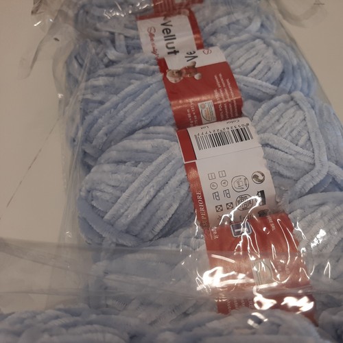 Gomitolo ciniglia vellutino - di,