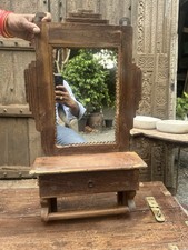 Antica vecchia mano in legno