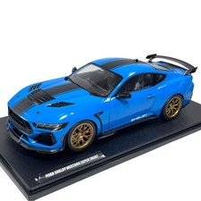 Modellino Auto Solido 1/18