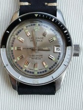 Rare Vintage " LE MONDE "  Sub 20 ATM
