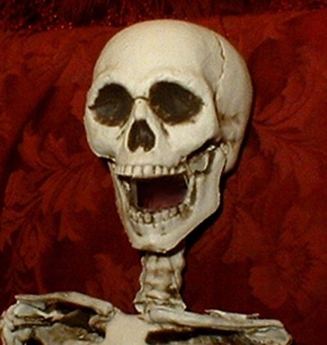 Ventriloquo scheletro