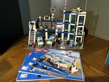 LEGO City #7498: Stazione di