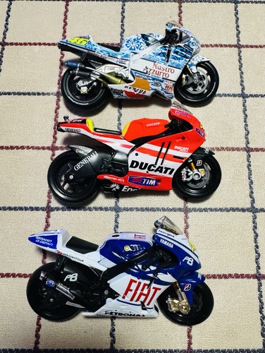 Moto valentino rossi 1 - moto, gp