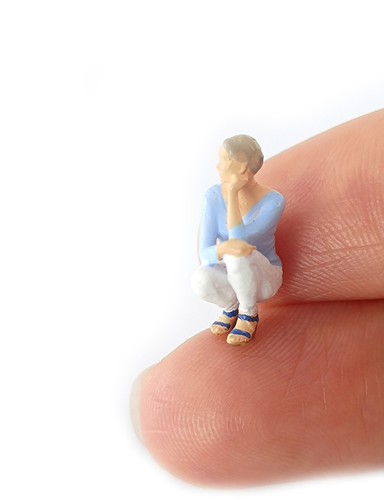Painted figure model - al, 1:64